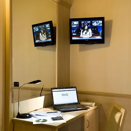 Noce Hotel 3*