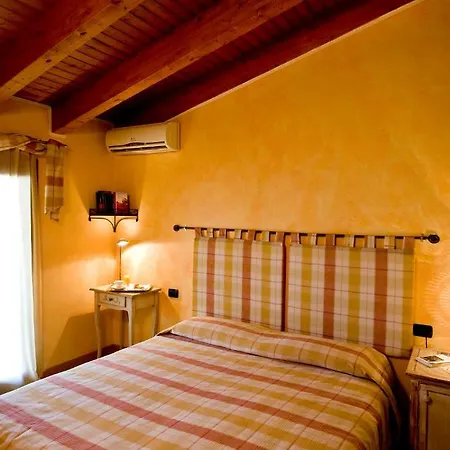 Hotel Noce Bréscia